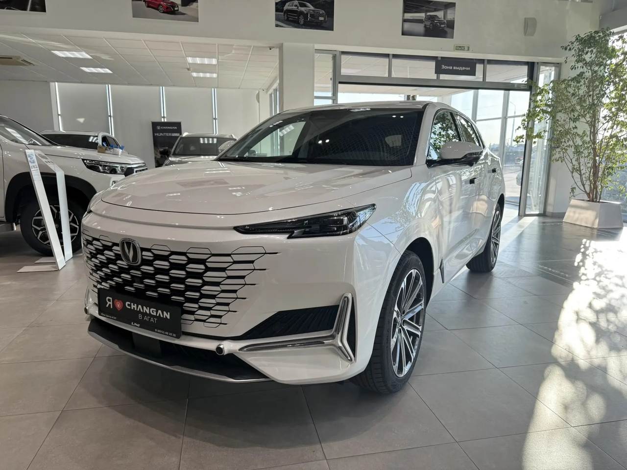 Changan UNI-K 2.0T АКП Техно+ полный привод 25 г.в