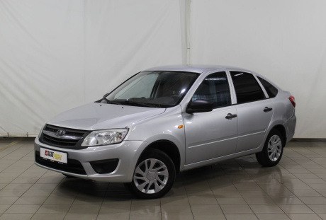 LADA Granta лифтбек 2015 года с пробегом 158 933 км