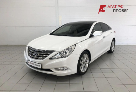 Hyundai Sonata 2011 года с пробегом 214 570 км