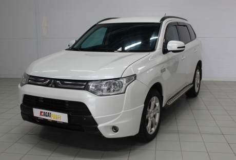 Mitsubishi Outlander 2014 года с пробегом 242 410 км