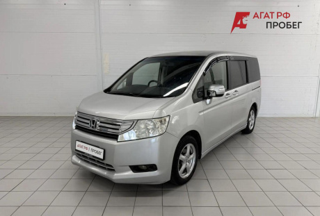 Honda Stepwgn 2010 года с пробегом 289 380 км