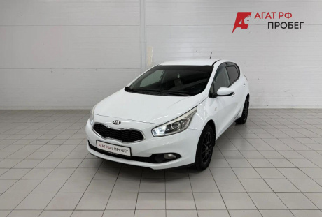 Kia Cee'd 2012 года с пробегом 214 058 км