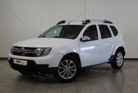 Renault Duster 2015 года с пробегом 218 000 км