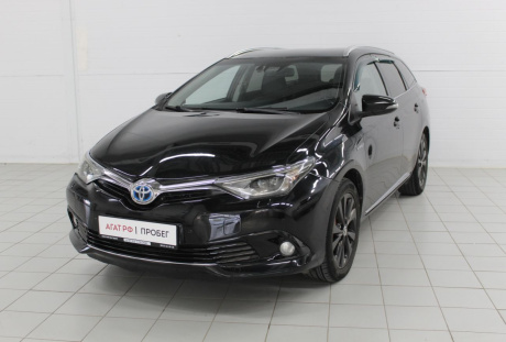 Toyota Auris 2016 года с пробегом 134 932 км