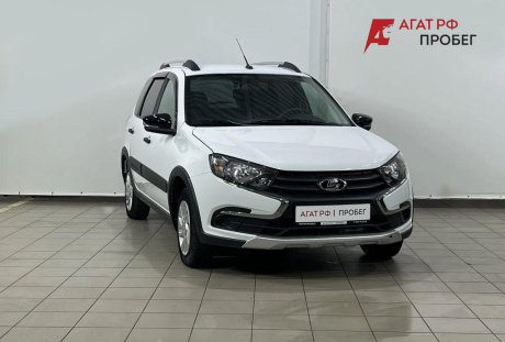 LADA Granta [Кросс] Cross 2023 года с пробегом 42 735 км, фото 3