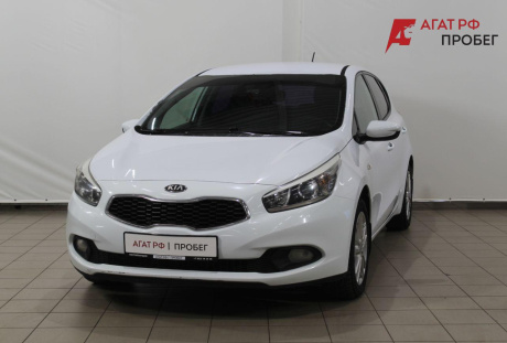 Kia Cee'd 2013 года с пробегом 178 940 км