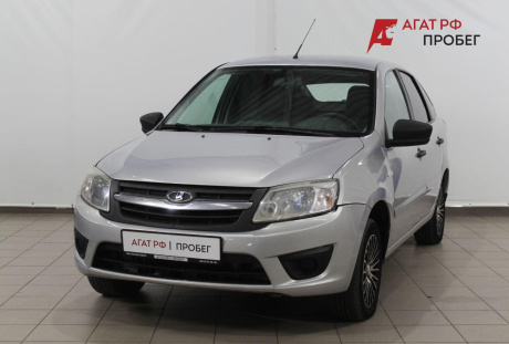 LADA Granta лифтбек 2018 года с пробегом 289 866 км