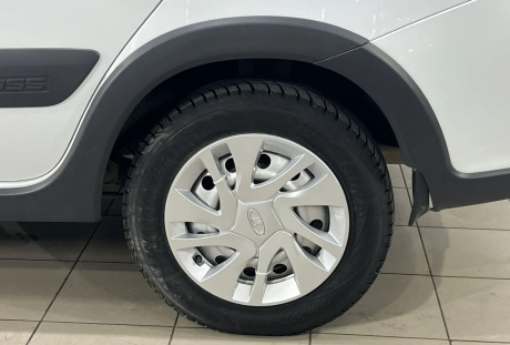 LADA Granta [Кросс] Cross 2023 года с пробегом 42 735 км, фото 11