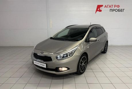 Kia Cee'd 2013 года с пробегом 139 374 км