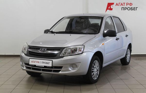 LADA Granta седан 2012 года с пробегом 87 215 км, фото 1