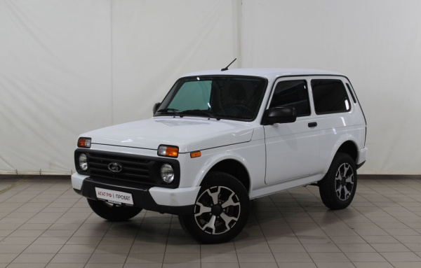 LADA Niva Legend 3 дв. 2024 года с пробегом 48 084 км, фото 1
