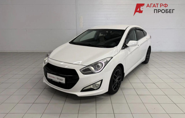 Hyundai i40 2013 года с пробегом 182 312 км, фото 1