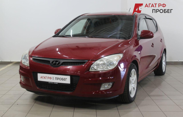 Hyundai i30 2009 года с пробегом 255 830 км, фото 1