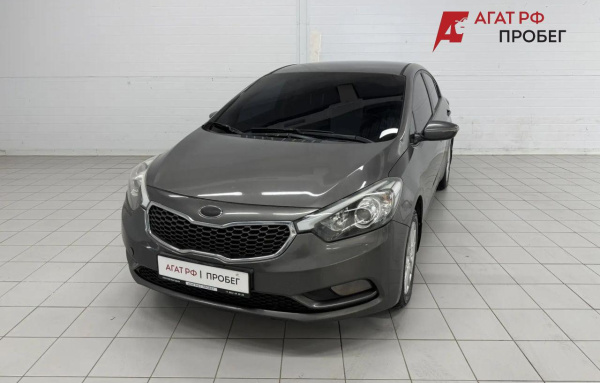 Kia Cerato Classic 2013 года с пробегом 207 646 км, фото 1