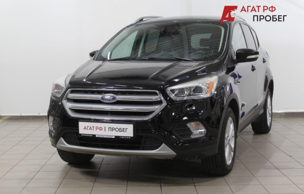 Ford Kuga 2016 года с пробегом 244 840 км, фото 1
