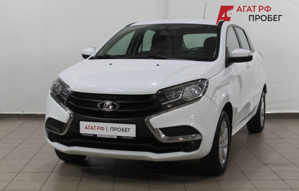 LADA XRAY 2017 года с пробегом 105 000 км, фото 1