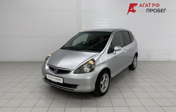 Honda Fit 2002 года с пробегом 219 844 км, фото 1