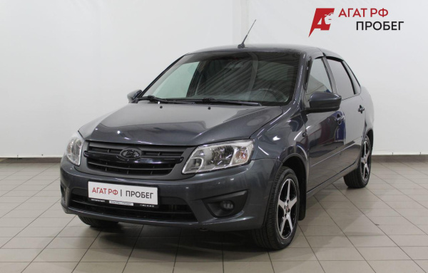 LADA Granta седан 2017 года с пробегом 211 488 км, фото 1