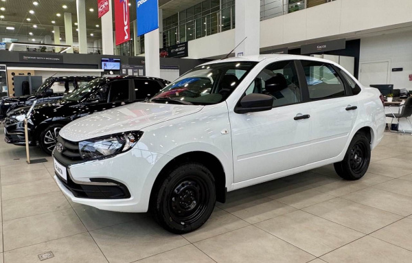 LADA Granta седан Standard Plus