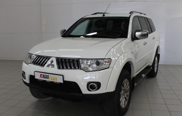 Mitsubishi Pajero Sport 2012 года с пробегом 202 347 км, фото 1