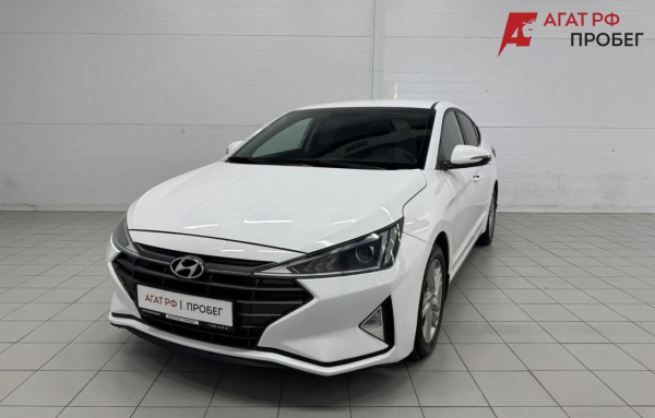 Hyundai Elantra 2019 года с пробегом 185 385 км, фото 1