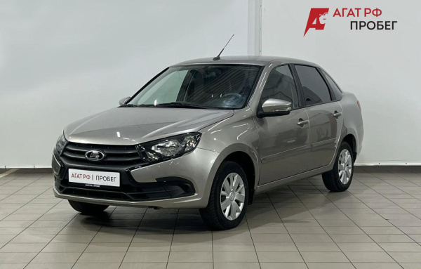 LADA Granta седан 2022 года с пробегом 72 064 км, фото 1