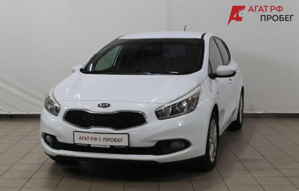 Kia Cee'd 2013 года с пробегом 178 940 км, фото 1