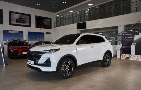 Changan UNI-S 1.5T робот. Техно 25 г.в