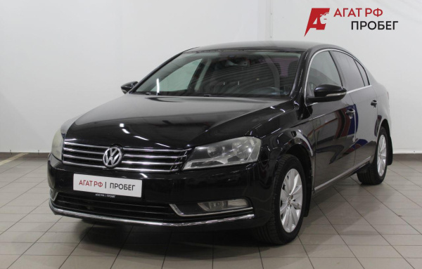 Volkswagen Passat 2011 года с пробегом 284 483 км, фото 1