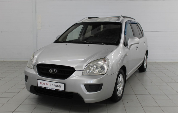 Kia Carens 2007 года с пробегом 196 910 км, фото 1