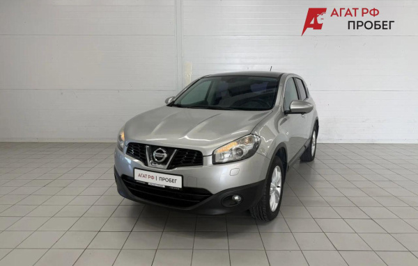 Nissan Qashqai 2012 года с пробегом 182 910 км, фото 1