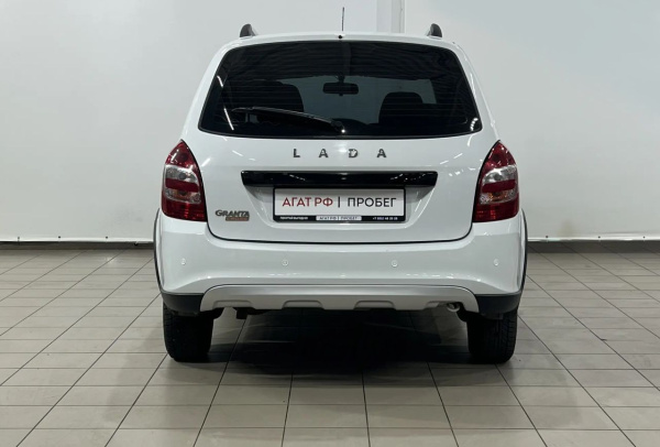 LADA Granta [Кросс] Cross 2023 года с пробегом 42 735 км, фото 7